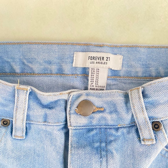 Size 26 high waisted shorts jean - Picture 4 of 4